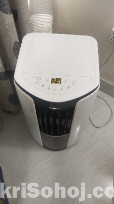 One ton Portable ac GREE